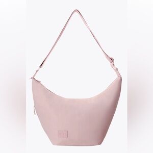 BEIS NWT Atlas Pink Hobo Bag.  Multi functional and stylish!